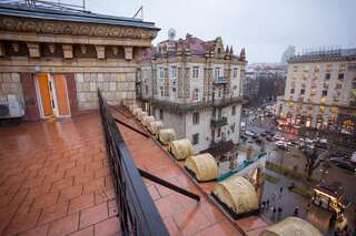 Апарт-отели 911 Apartments Khreshchatyk Киев Двухместный номер с 1 кроватью и террасой-18