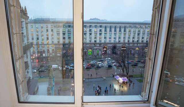Апарт-отели 911 Apartments Khreshchatyk Киев-24